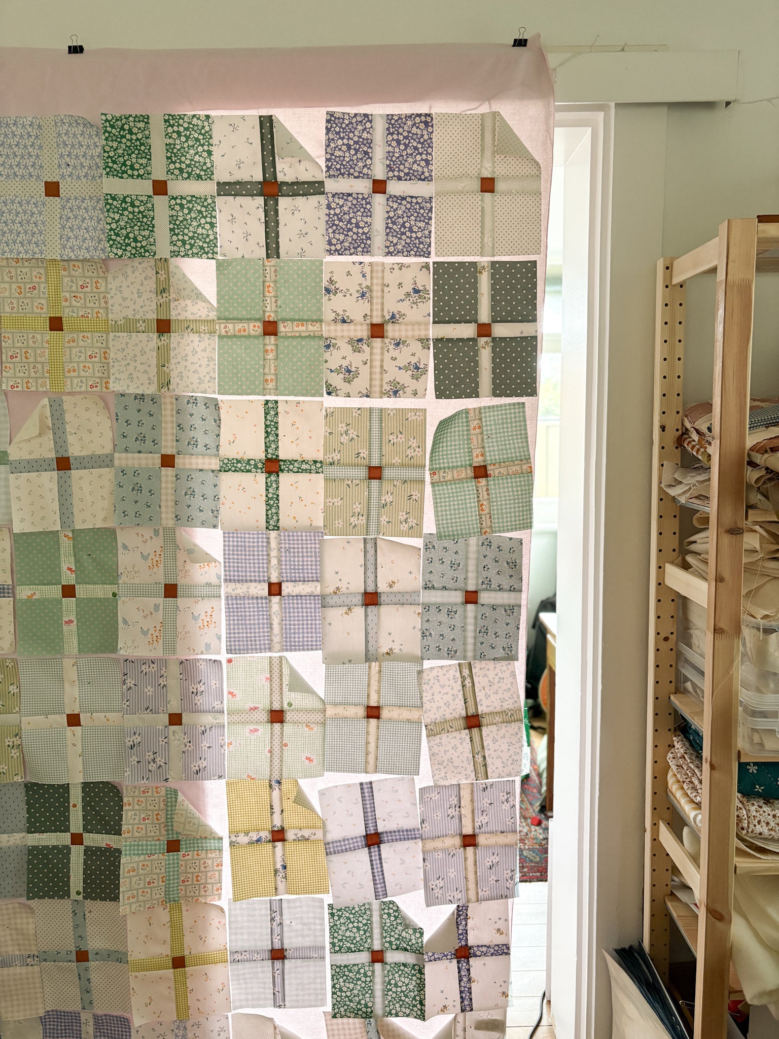 Crossroads Stash Pack (29 Pieces)