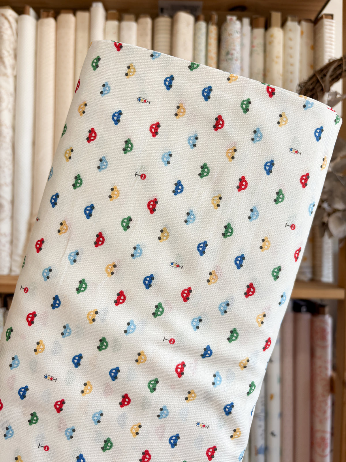 Ditsy Cars White DH13183-A by Handworks