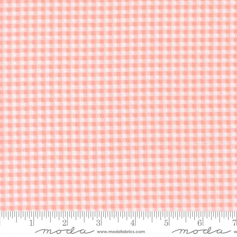 Mini Gingham Pale Pink - Sunbonnet by Moda