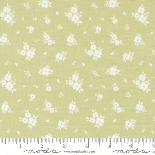 Bloomers Pear - Pastel Prairie by Moda