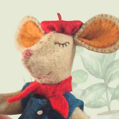 Little Mouse in Paris Felt Mini Kit - Corinne Lapierre