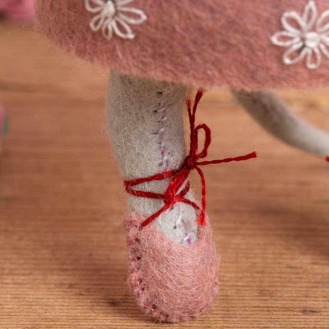 Little Mouse The Ballet Dancer Felt Kit - Corinne Lapierre