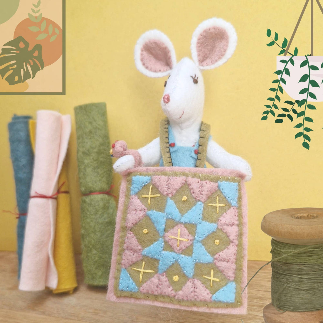 Little Mouse Makes a Quilt Felt Kit - Corinne Lapierre