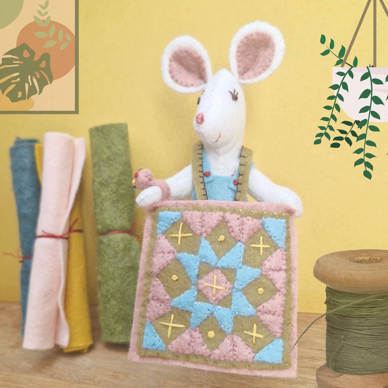 Little Mouse Makes a Quilt Felt Kit - Corinne Lapierre