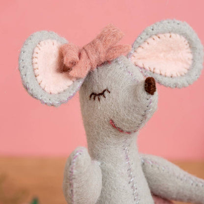 Little Mouse The Ballet Dancer Felt Kit - Corinne Lapierre