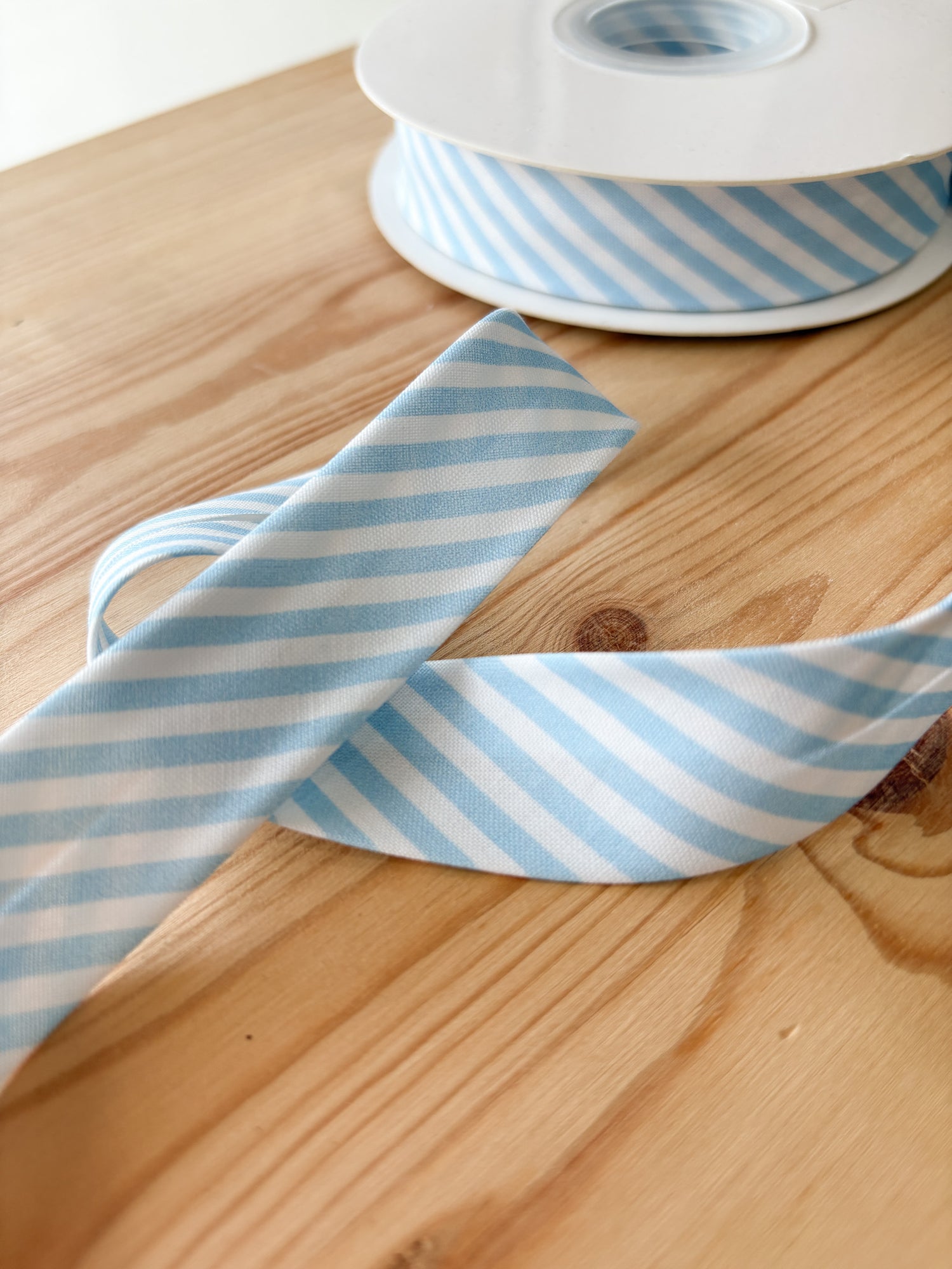 Bias Binding - 1/8 Stripe Partly Cloudy - 1&quot; (25mm)