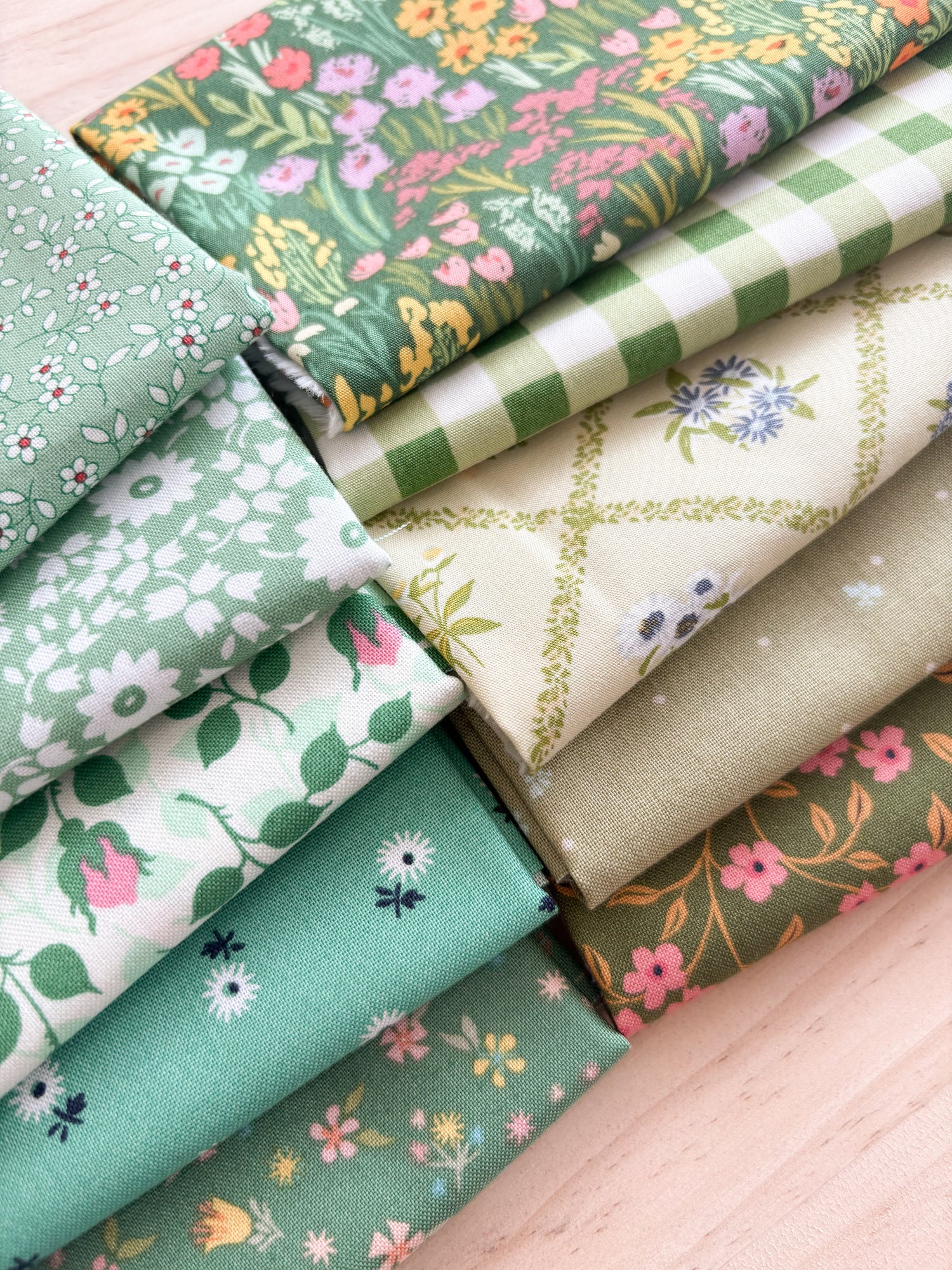 Greens - 10 Piece Colour Bundle