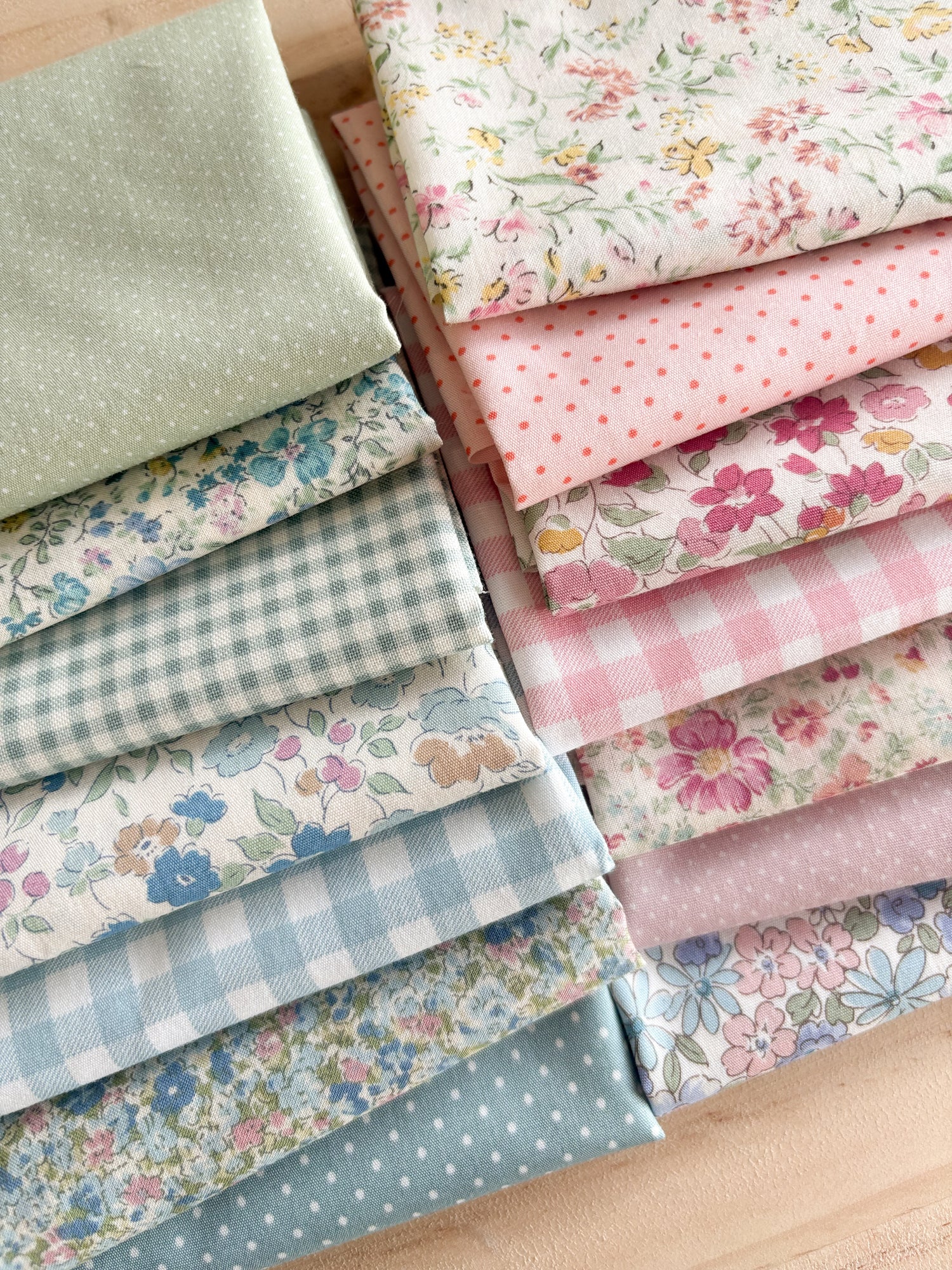 Dainty &amp; Delightful - 14 Piece Bundle