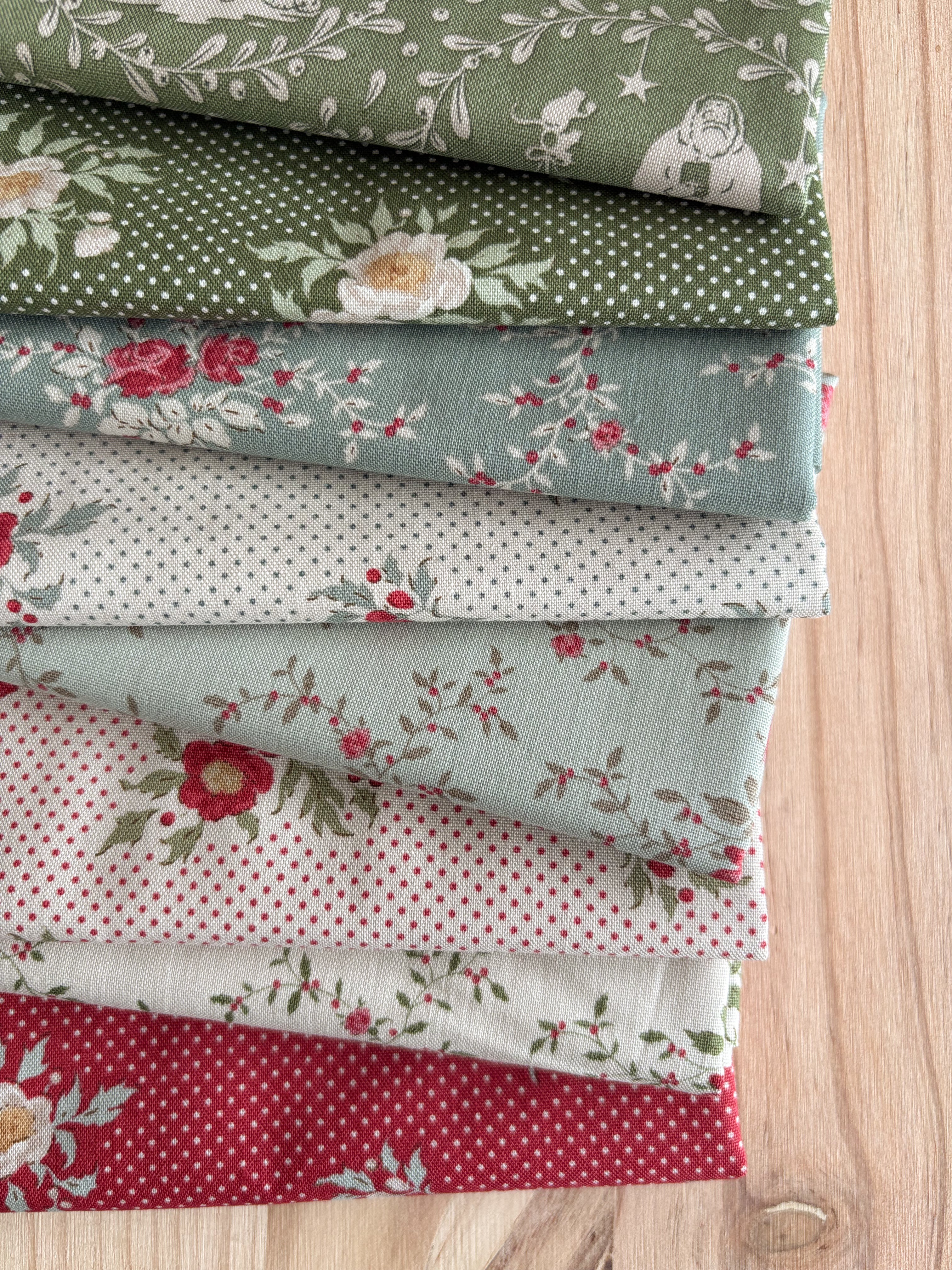 Tilda Merry Little Christmas - Handpicked 8 Piece Bundle
