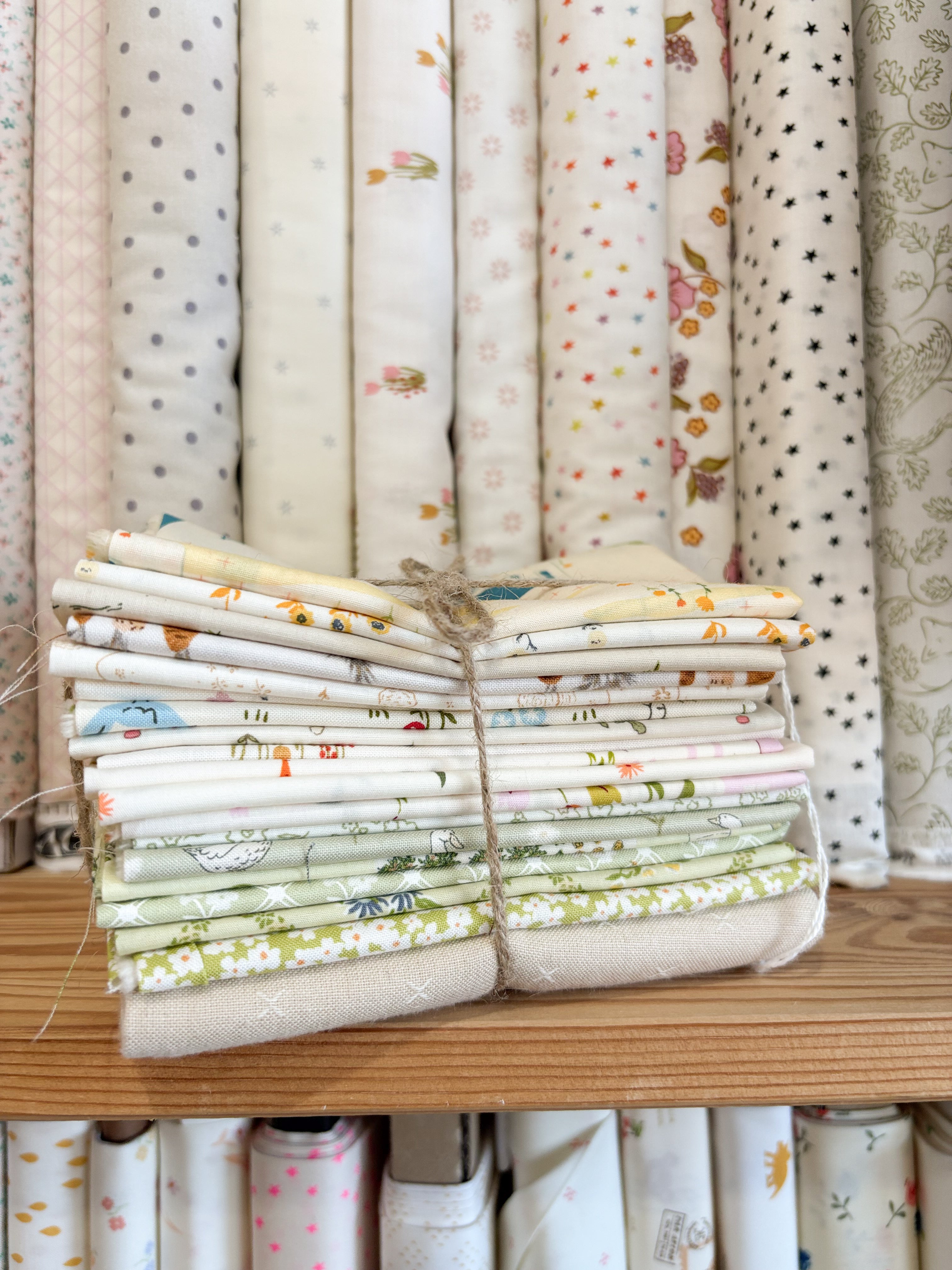 Little Neighbourhood Quilt Kit - Summer Homestead