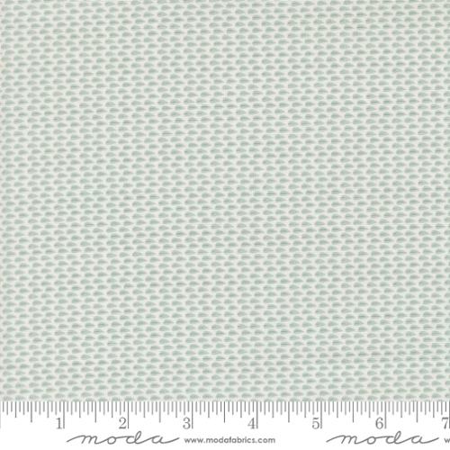 Lazy Leaf Sky - Gathered Bonbons by Moda