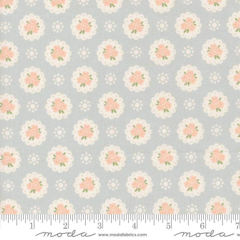 Doily Sky - Handmade Sweetness by Moda