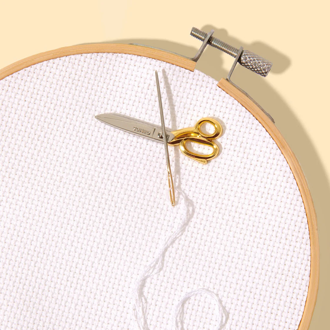 SOHMO Needle Minder - Mini Sewing Scissors