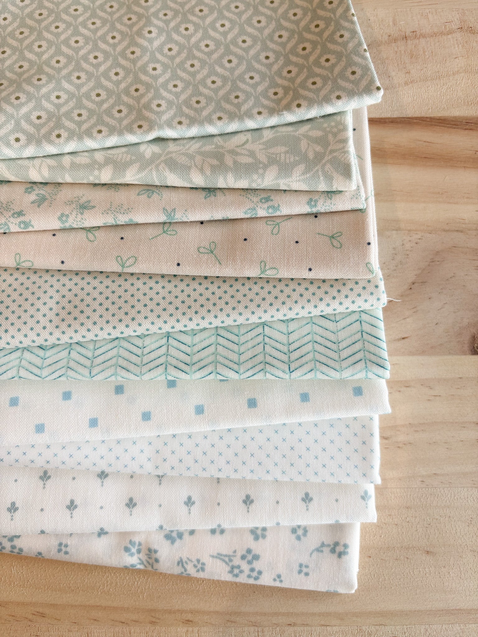 Scrappy Blue Low Volumes - 10 Piece Bundle
