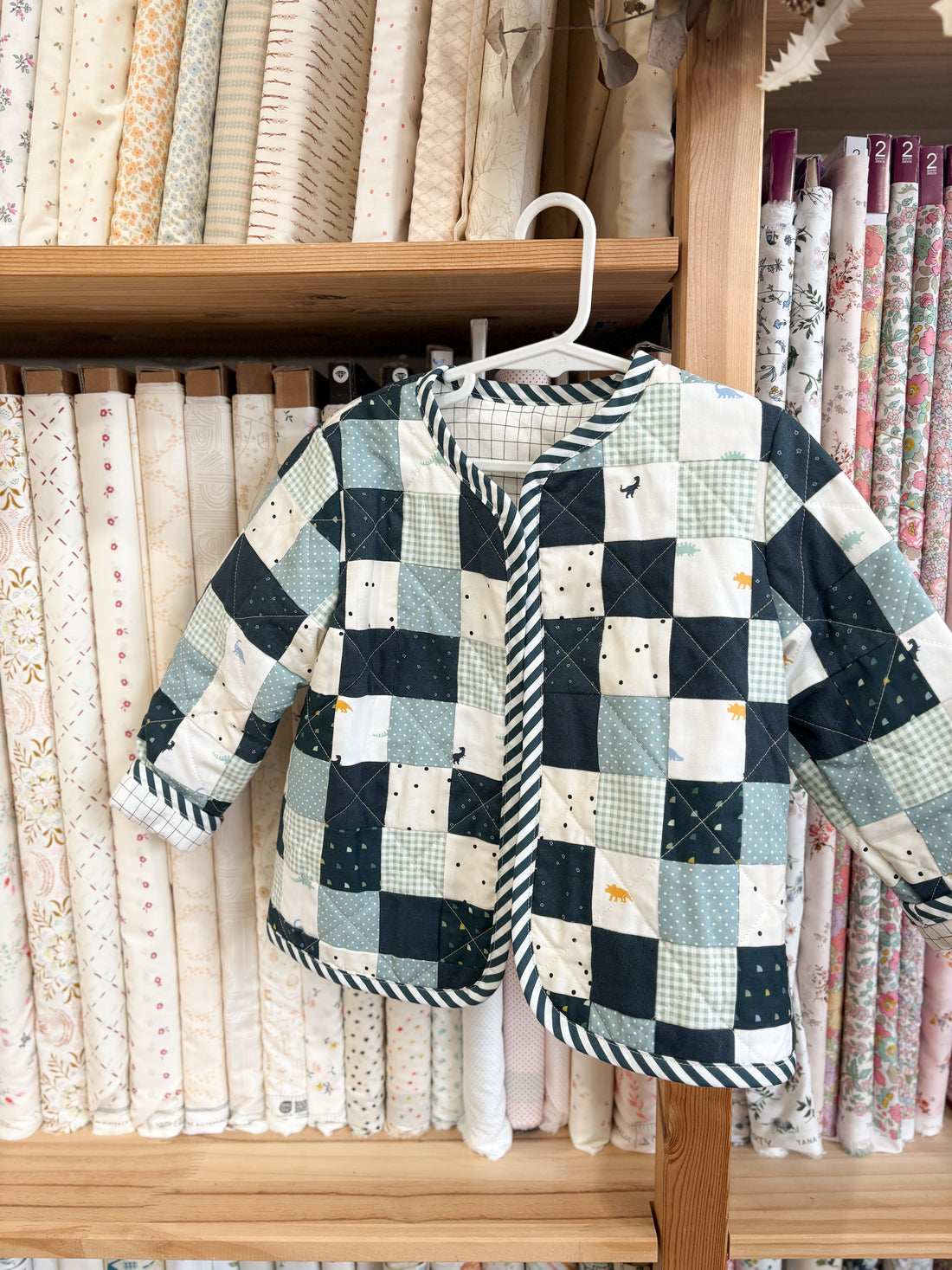 Tic Tac Toe Patchwork Jacket Kit - Dinosaurs