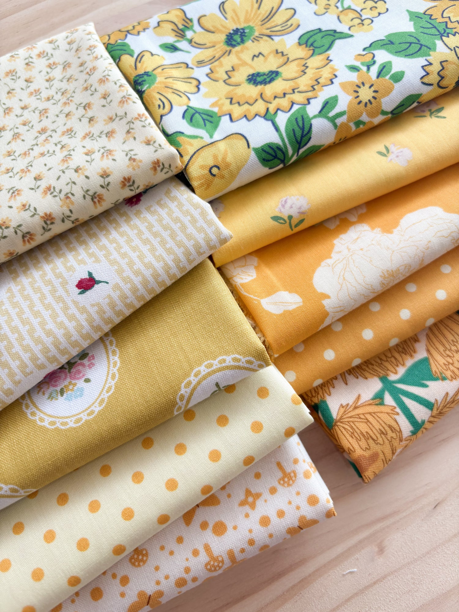 Yellows - 10 Piece Colour Bundle