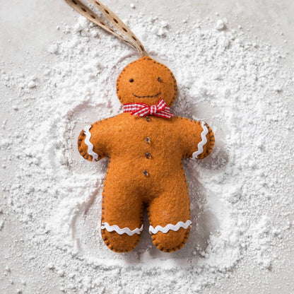 Gingerbread Man Felt Mini Kit - Corinne Lapierre
