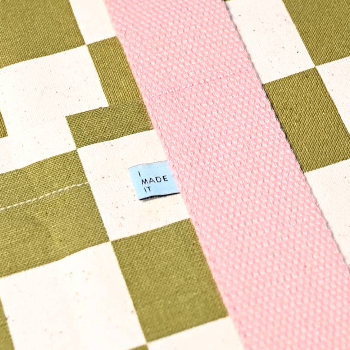 Mighty Minis Woven Labels - Kylie and the Machine